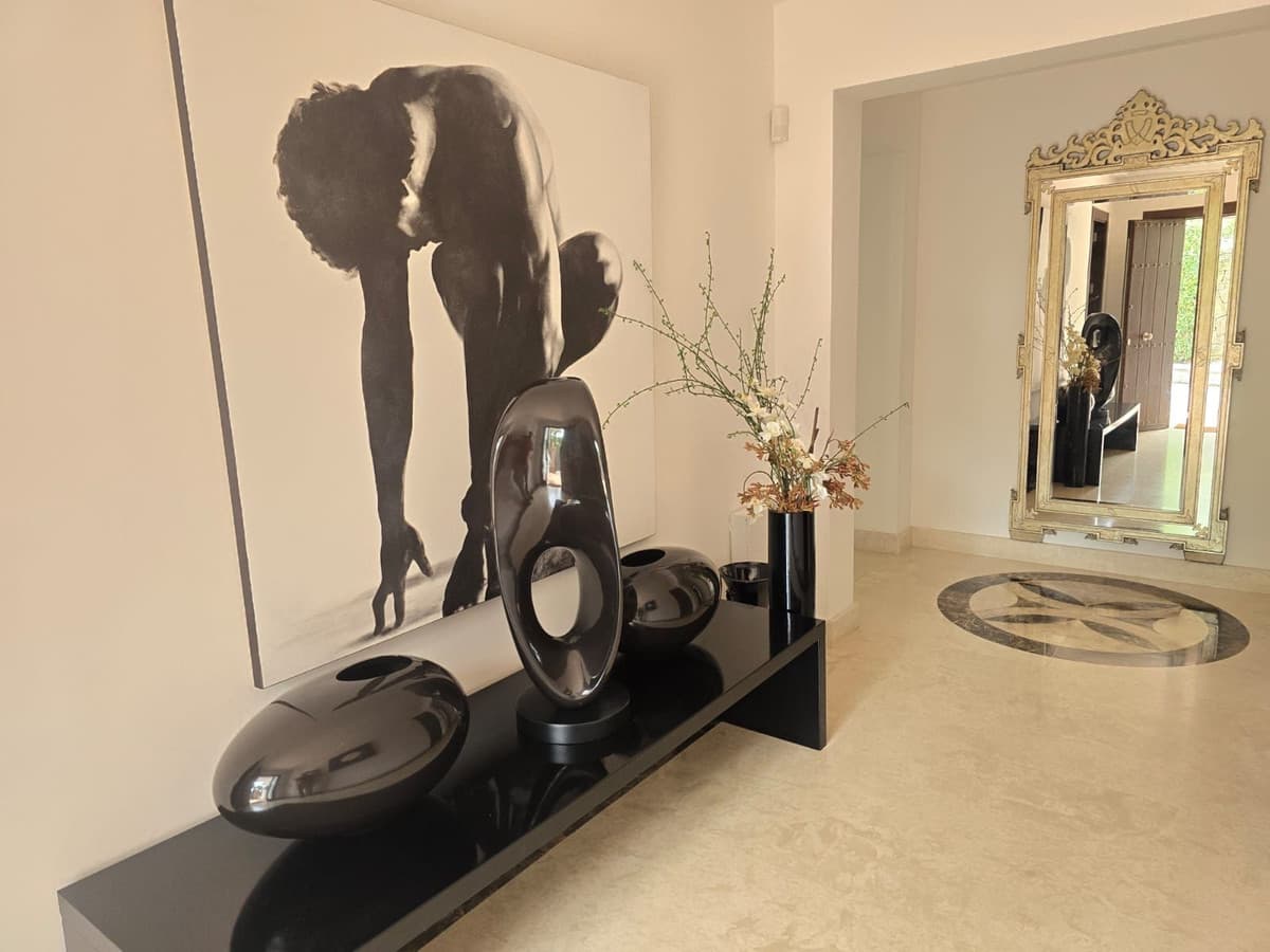 Detached Villa in Marbella — photo 3 of 10