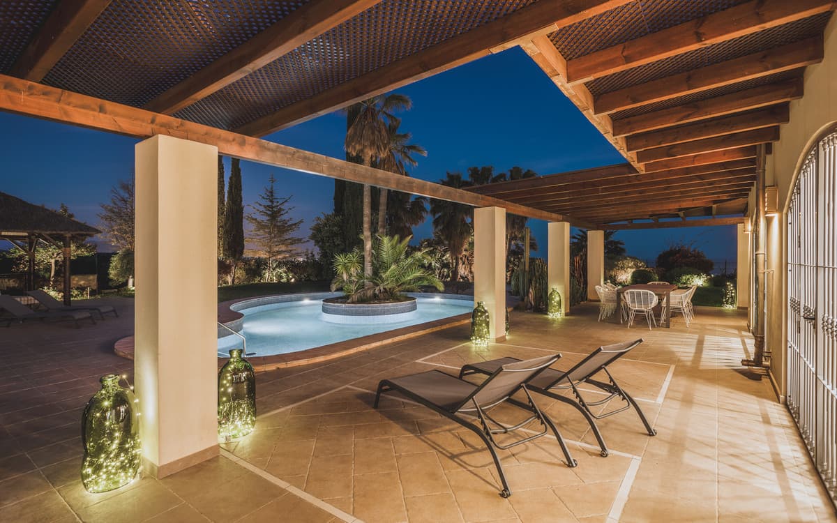 Detached Villa in Estepona — photo 4 of 10