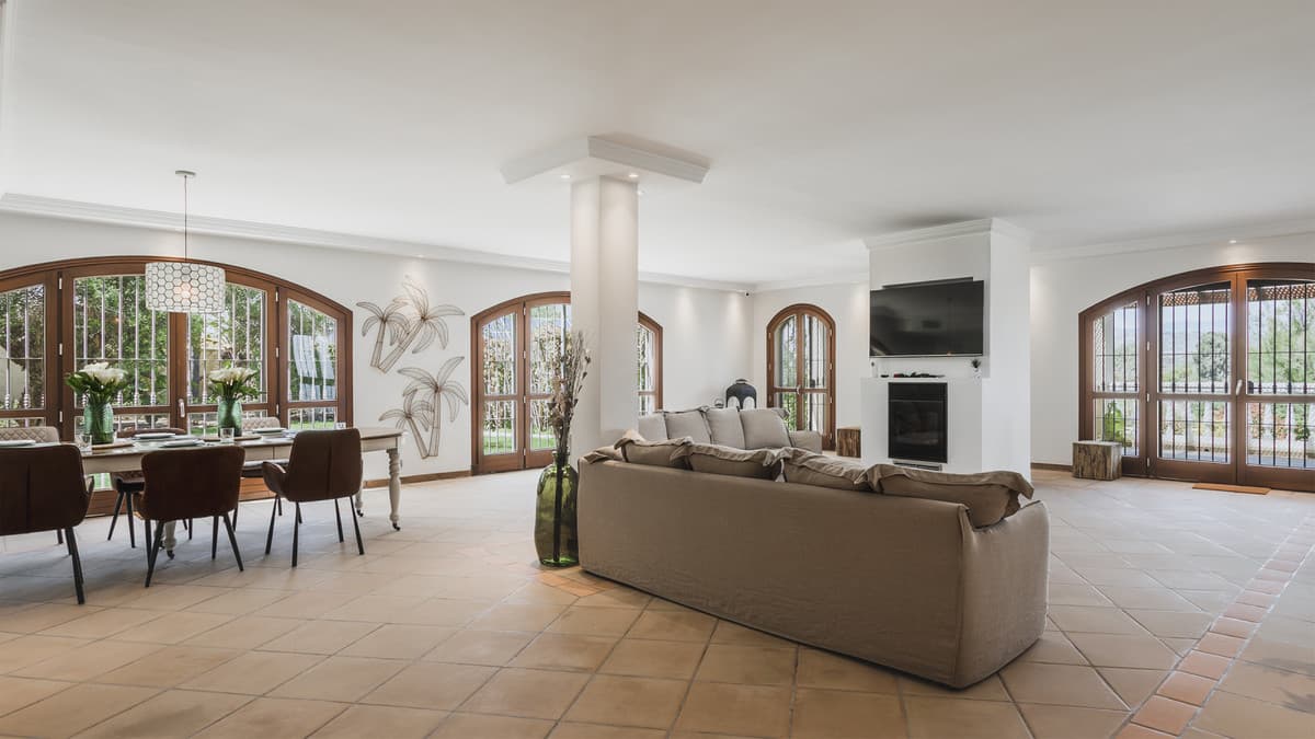 Detached Villa in Estepona — photo 5 of 10