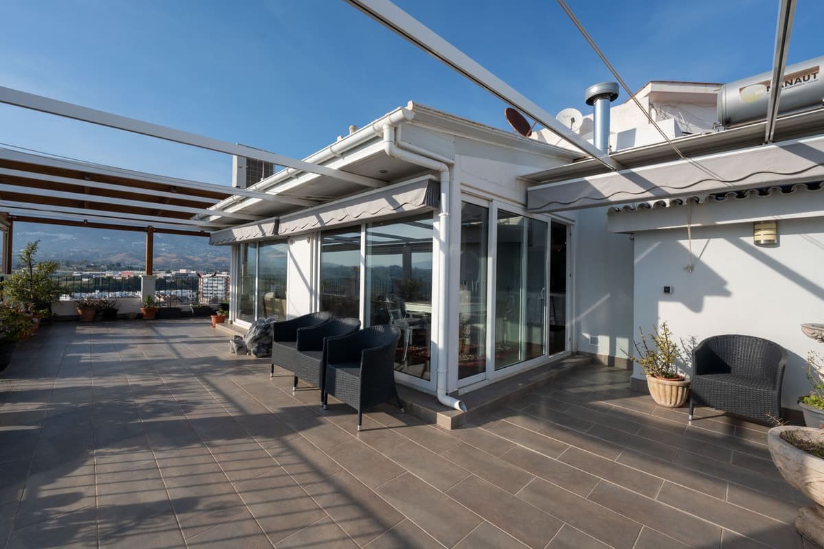 Penthouse in Fuengirola — photo 3 of 10