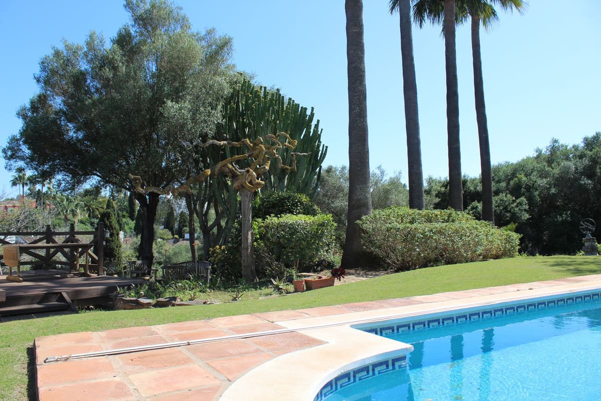Detached Villa in Sotogrande Costa — photo 3 of 10