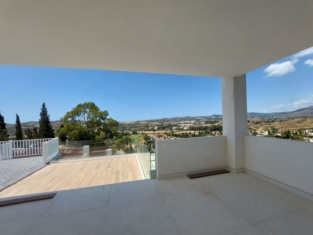 Detached Villa in Mijas Golf — photo 3 of 10