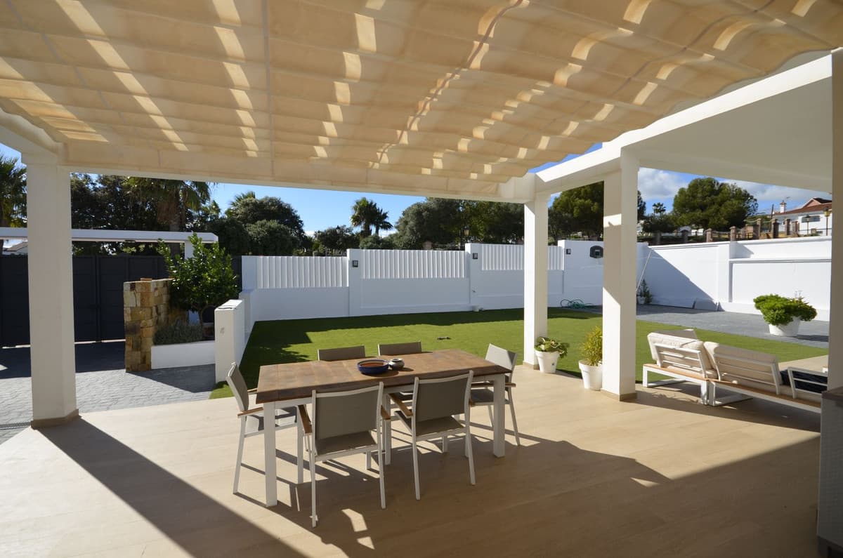 Detached Villa in Manilva — photo 4 of 10