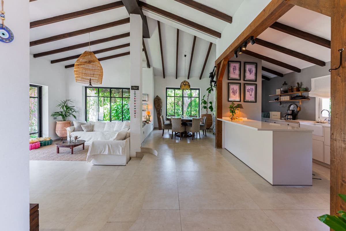 Detached Villa in Atalaya — photo 2 of 10