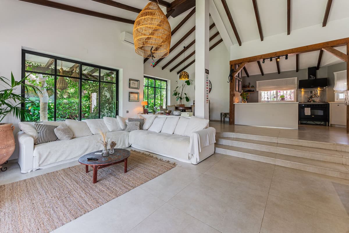 Detached Villa in Atalaya — photo 3 of 10