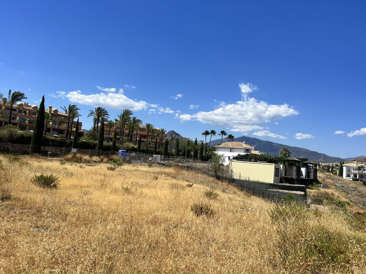 Residential Plot in Benahavís — photo 9 of 9