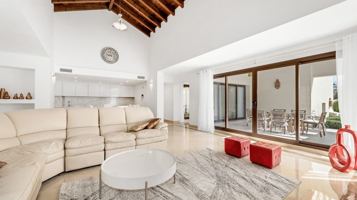 Detached Villa in Los Arqueros — photo 10 of 10