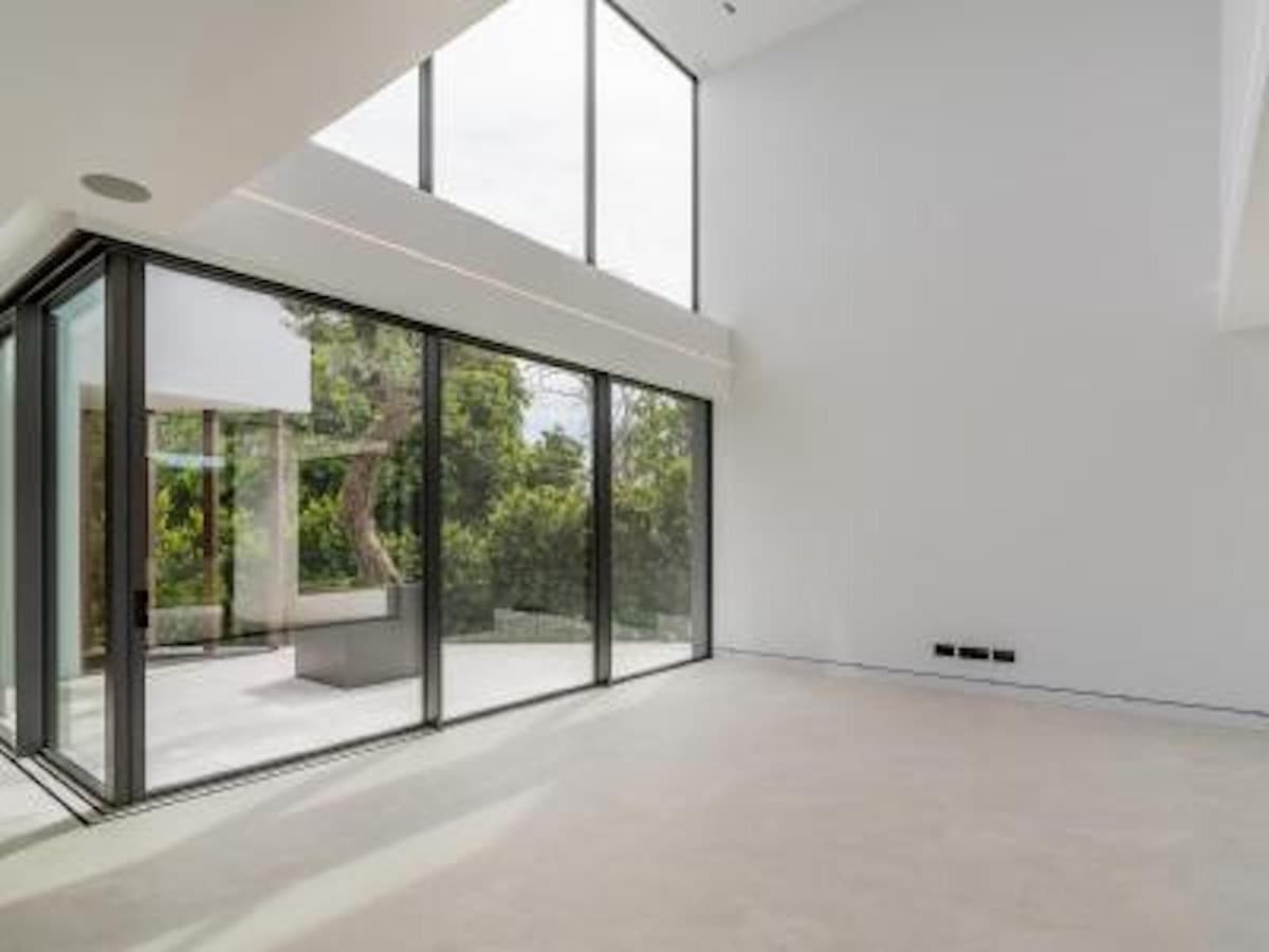 Townhouse in The Golden Mile — photo 4 of 10