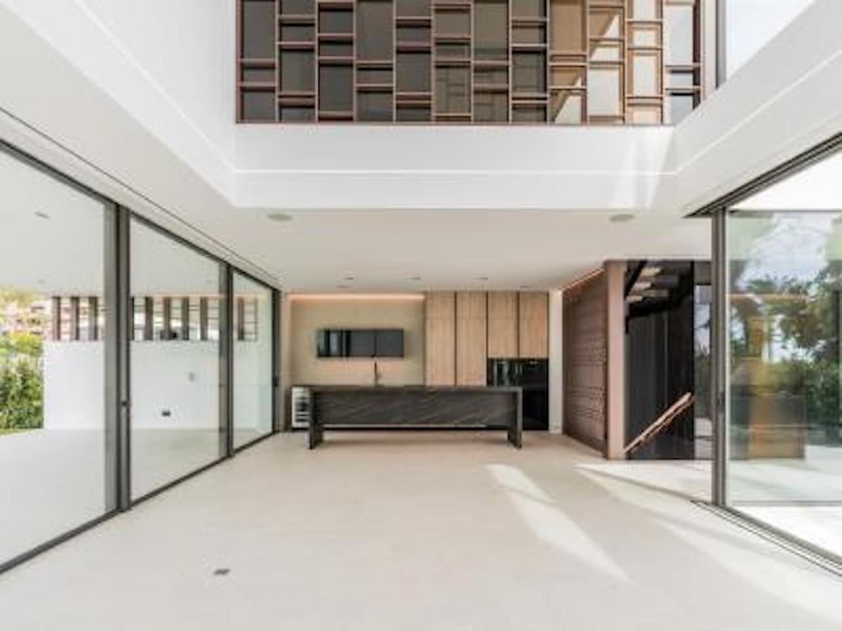Townhouse in The Golden Mile — photo 5 of 10