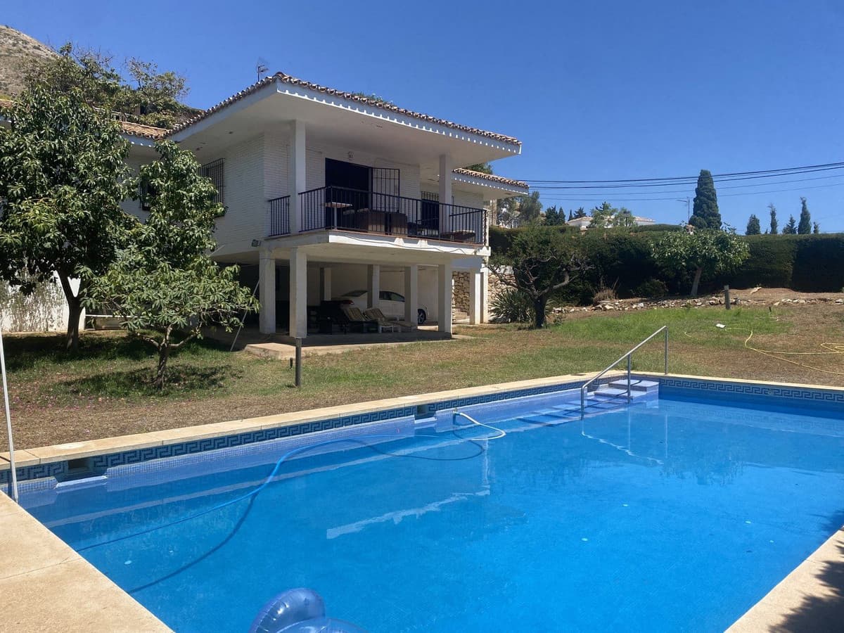 Detached Villa in La Capellania — photo 2 of 10
