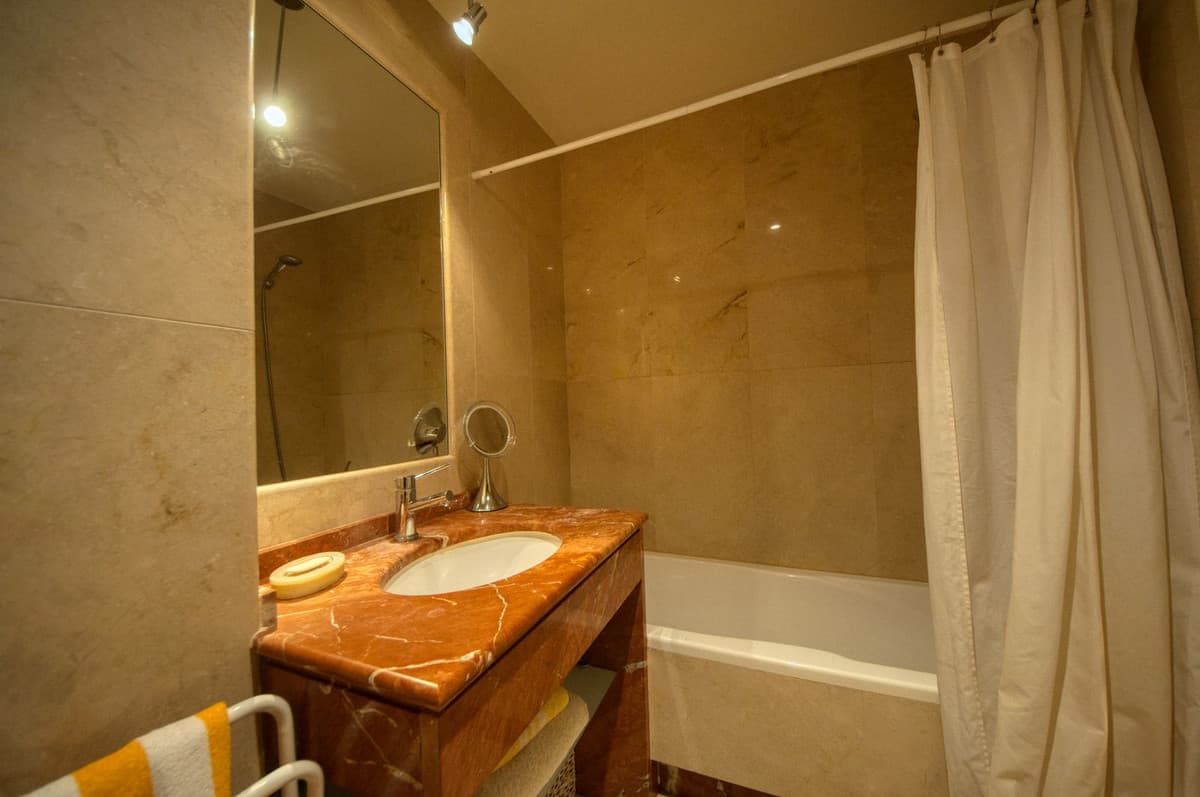 Ground Floor Apartment in Sierra Blanca — photo 8 of 10
