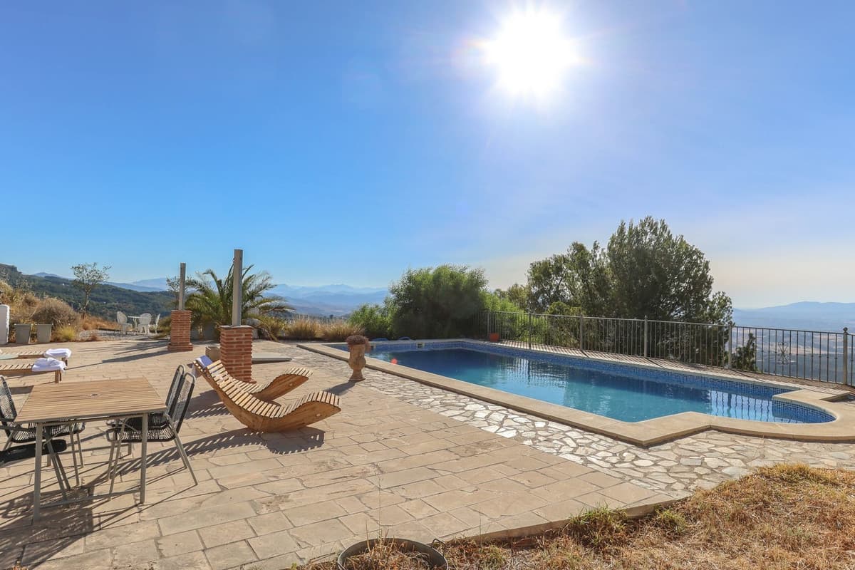 Detached Villa in Alozaina — photo 5 of 10