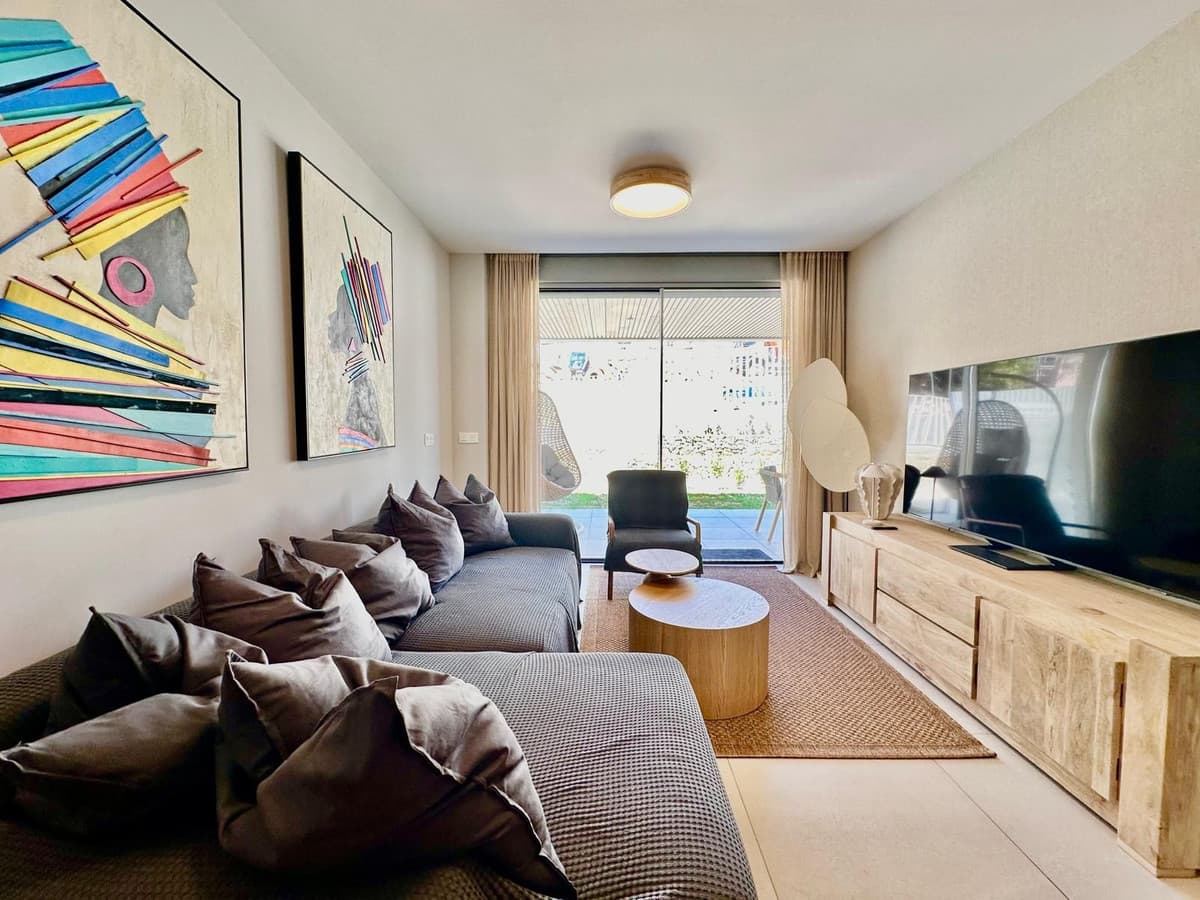 Ground Floor Apartment in Elviria — photo 3 of 10