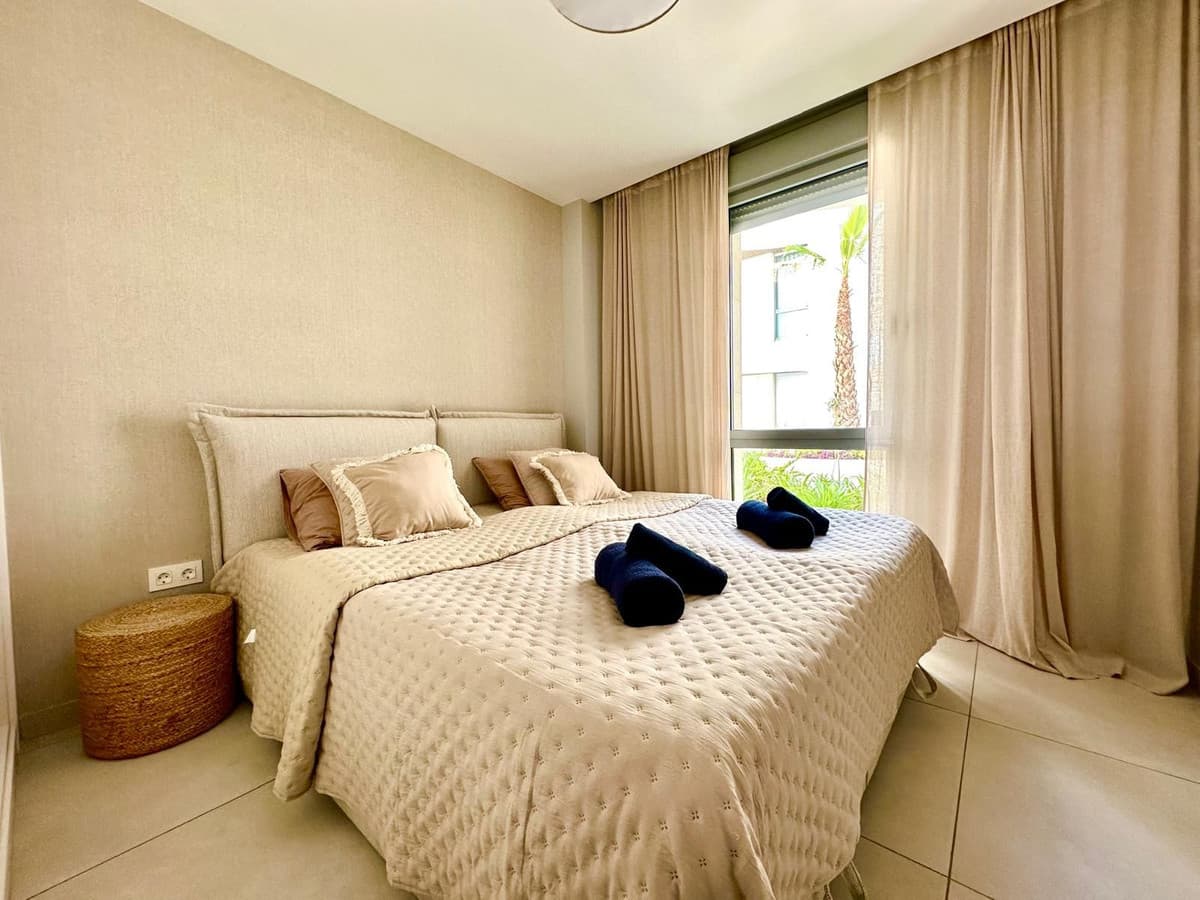 Ground Floor Apartment in Elviria — photo 7 of 10