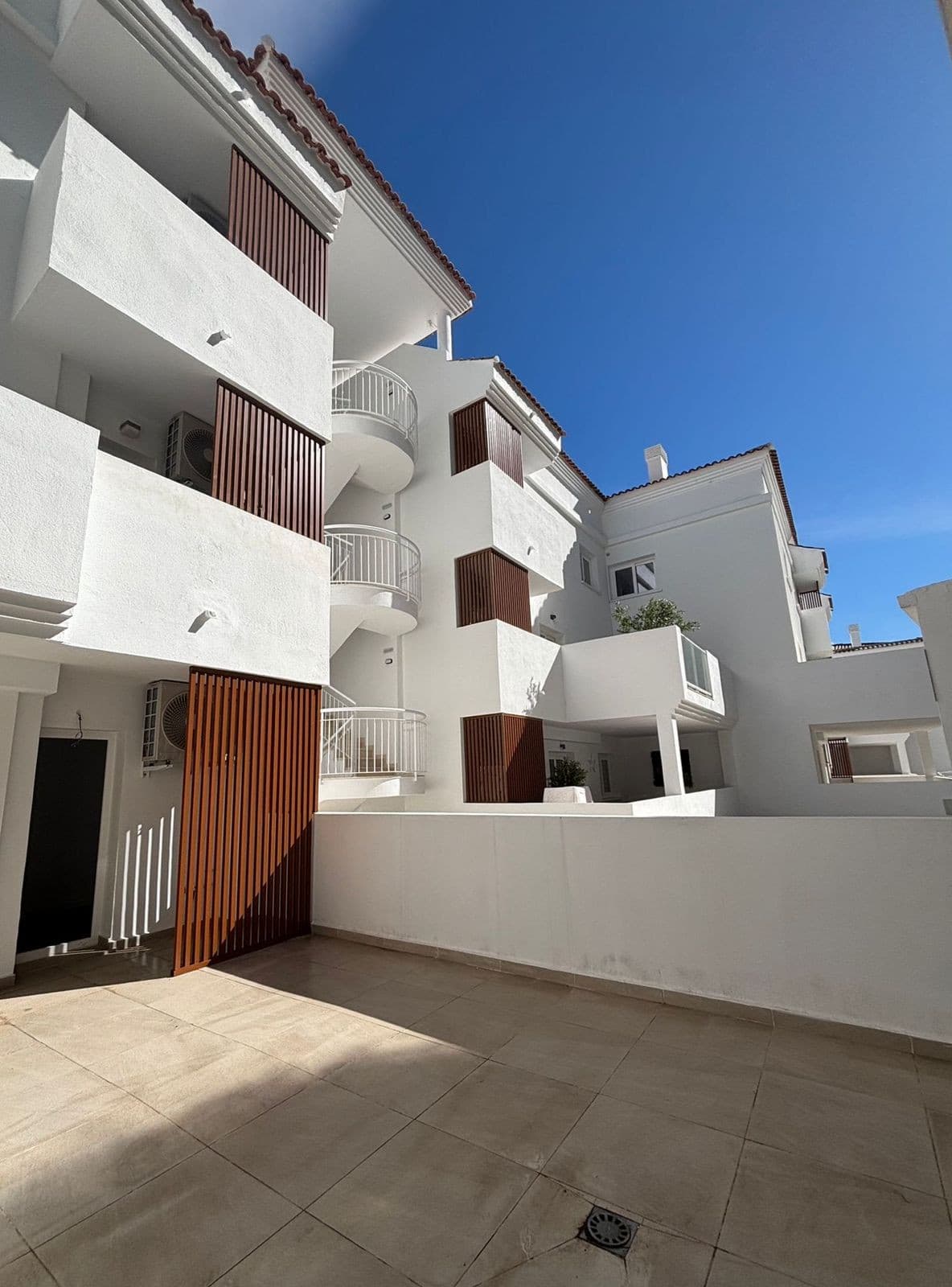 Ground Floor Apartment in Torreblanca — photo 6 of 8
