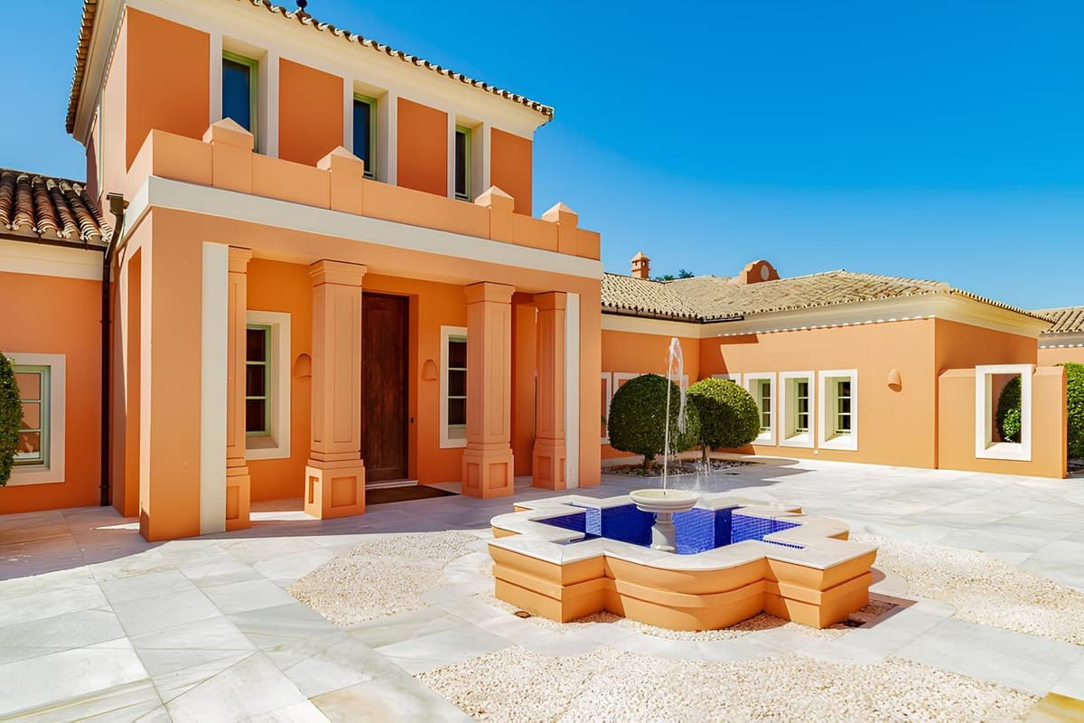 Detached Villa in Sotogrande Alto — photo 1 of 10