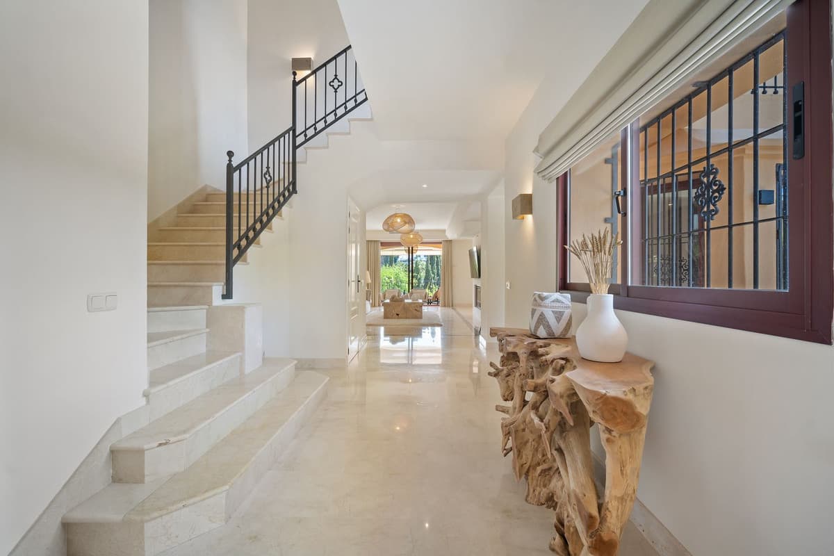 Semi-Detached House in Puerto Banús — photo 9 of 10