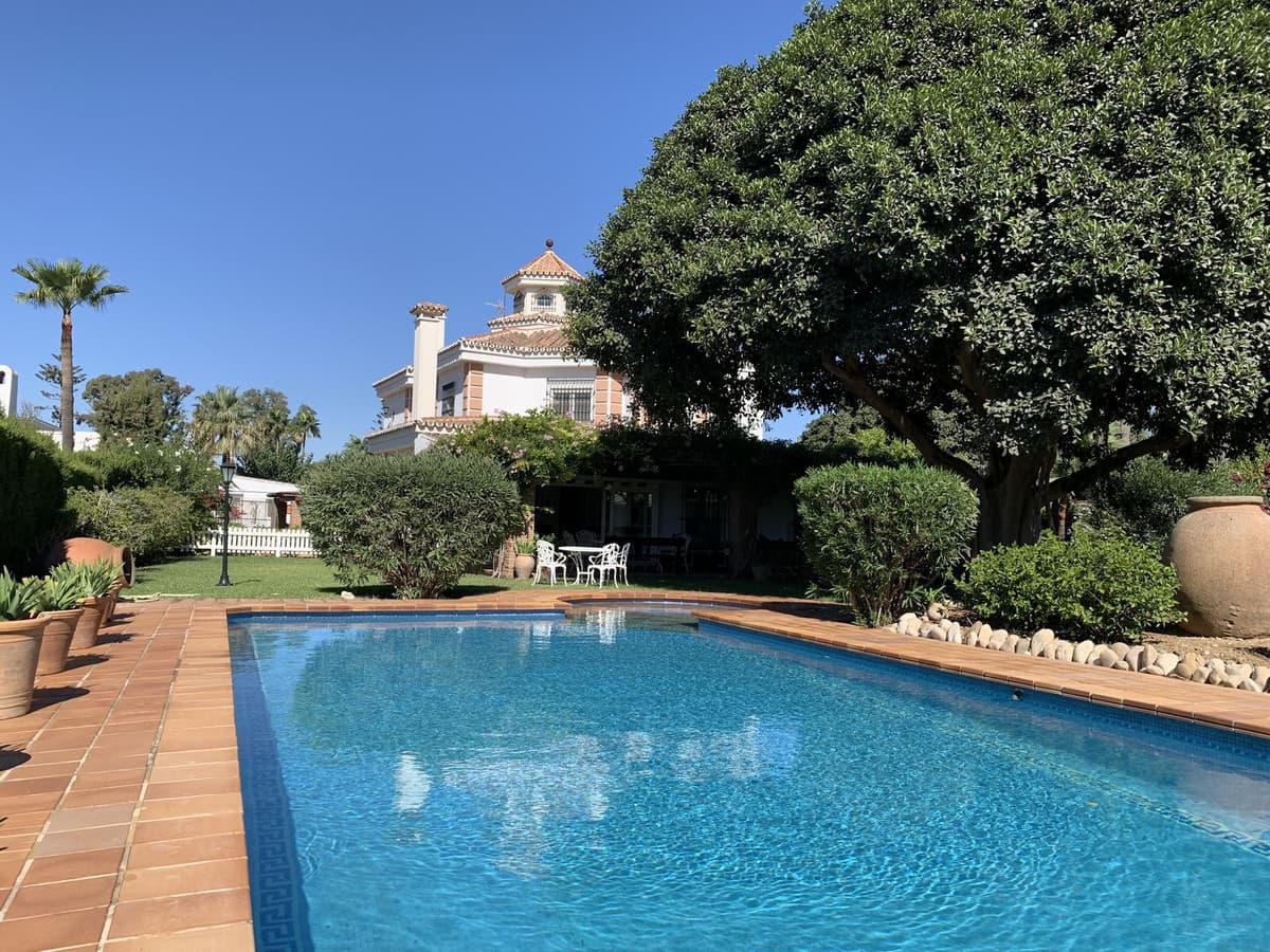 Detached Villa in Guadalmar — photo 1 of 10