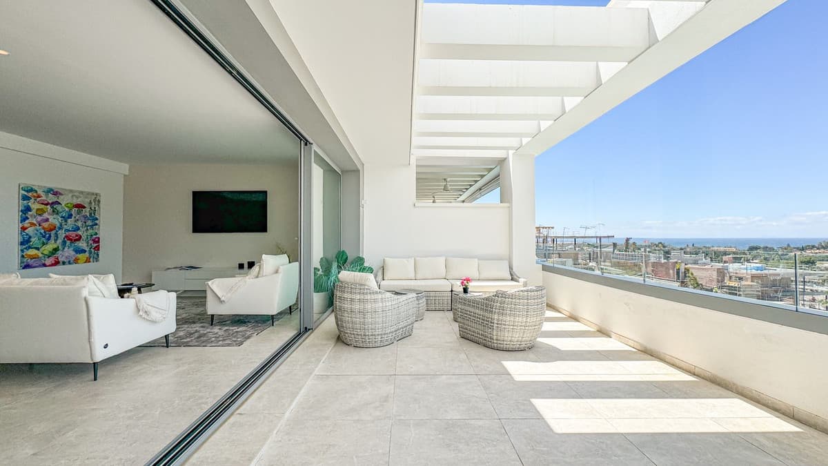 Penthouse Duplex in Marbella — photo 2 of 10