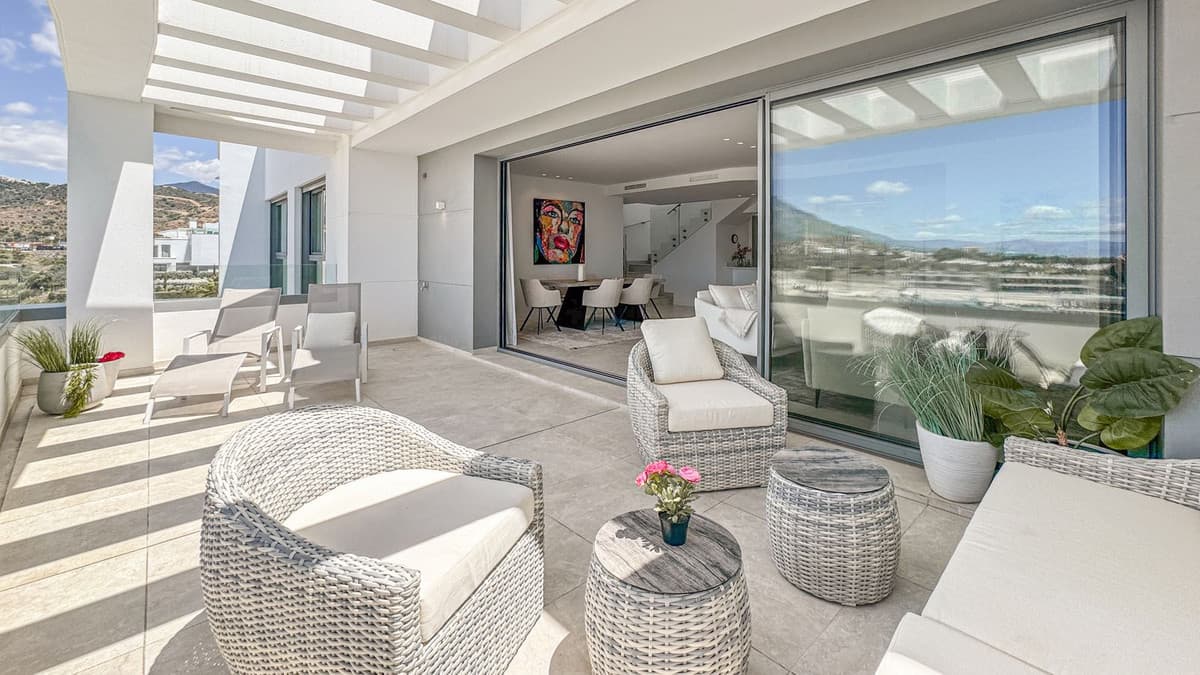 Penthouse Duplex in Marbella — photo 4 of 10