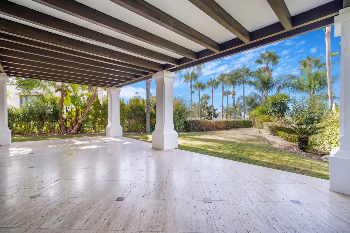Detached Villa in The Golden Mile — photo 7 of 10