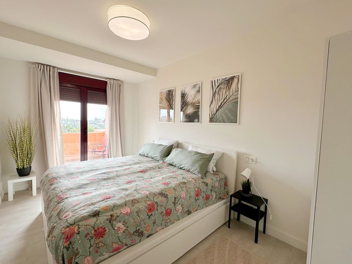 Middle Floor Apartment in El Paraiso — photo 6 of 10