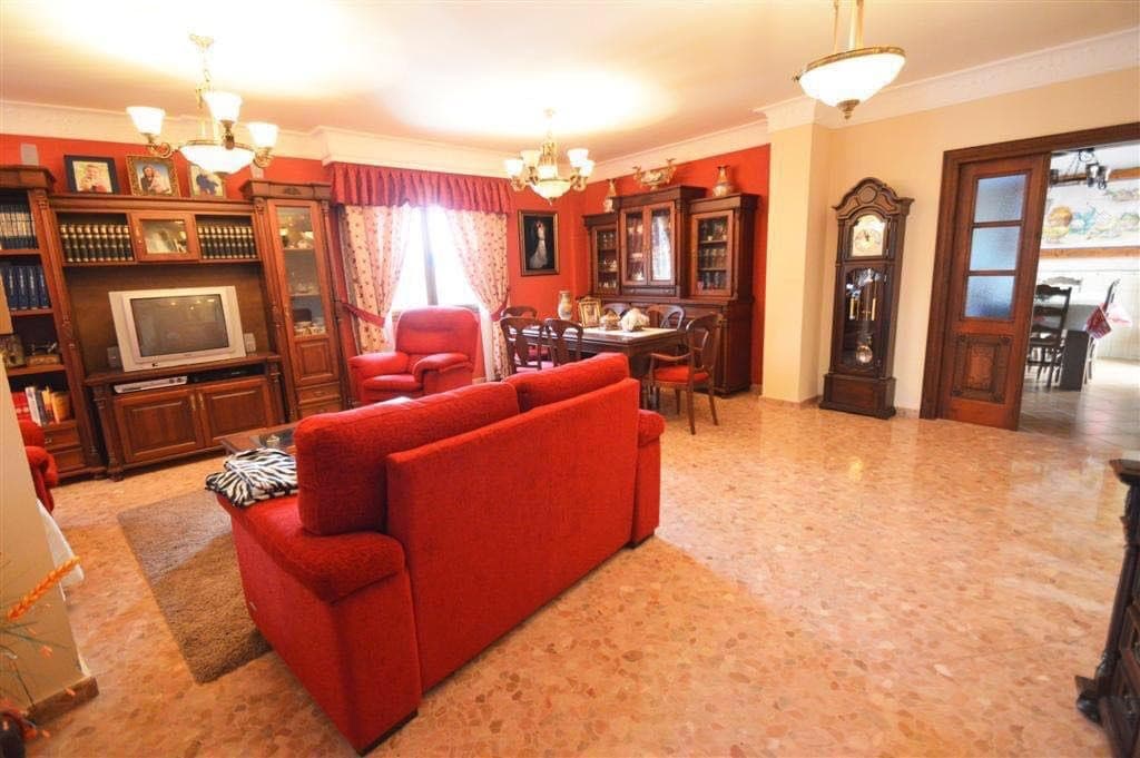 Detached Villa in Villanueva De La Concepcion — photo 6 of 10