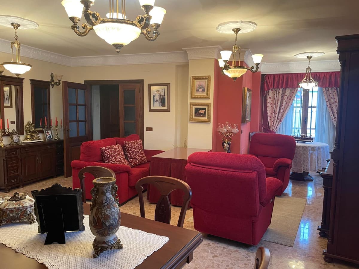 Detached Villa in Villanueva De La Concepcion — photo 9 of 10