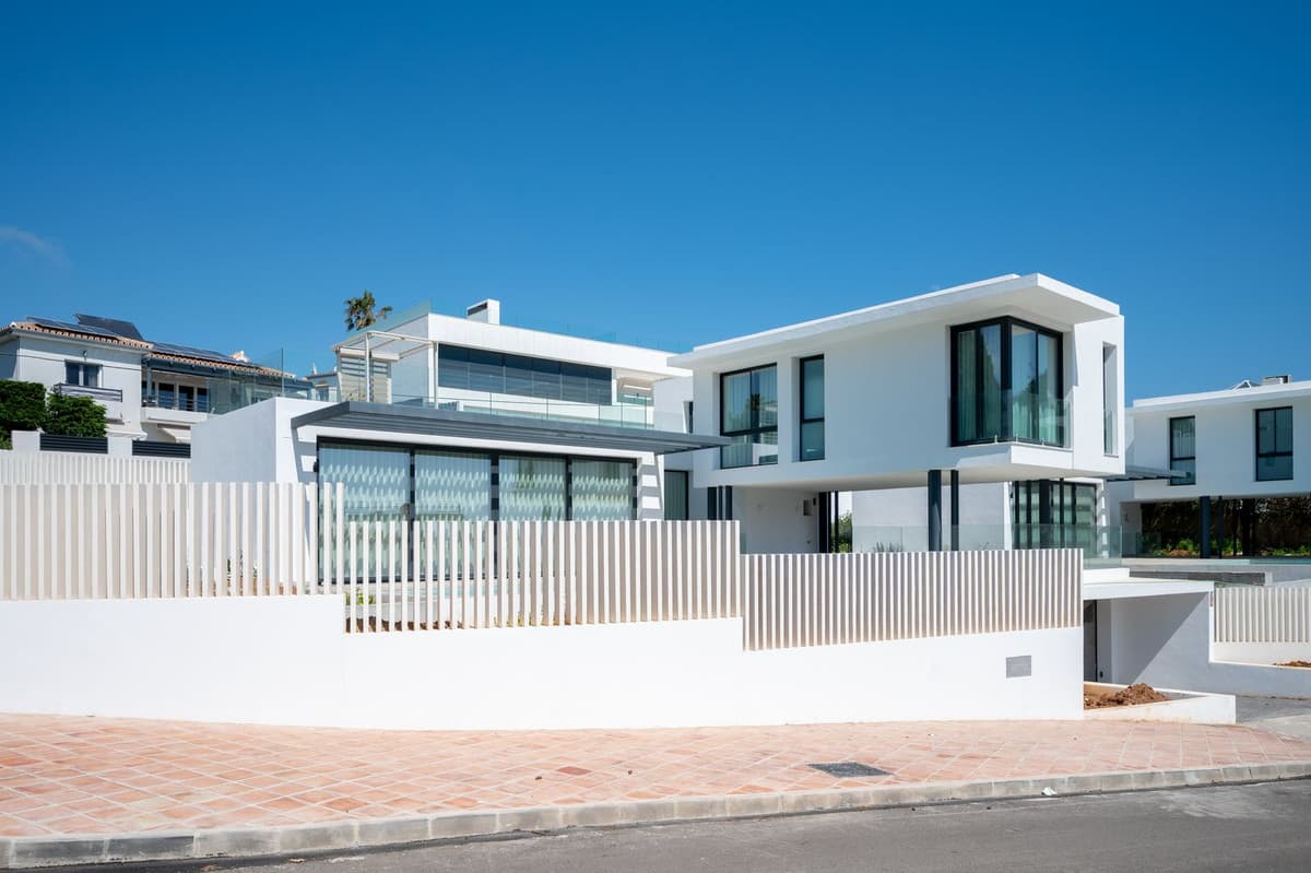 Detached Villa in El Chaparral — photo 5 of 10