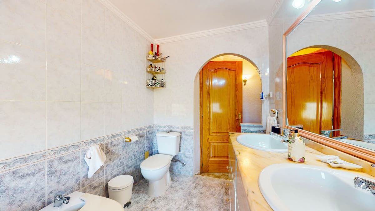 Detached Villa in Campanillas — photo 9 of 10