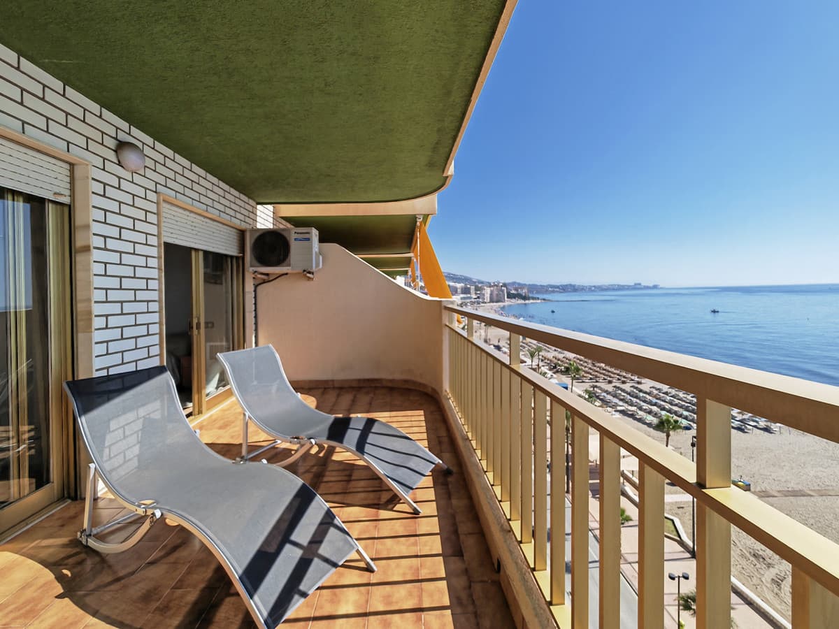 Middle Floor Apartment in Fuengirola — photo 3 of 10