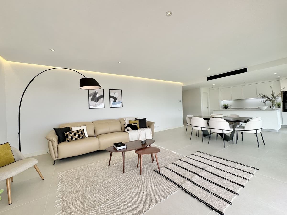 Middle Floor Apartment in Fuengirola — photo 8 of 10