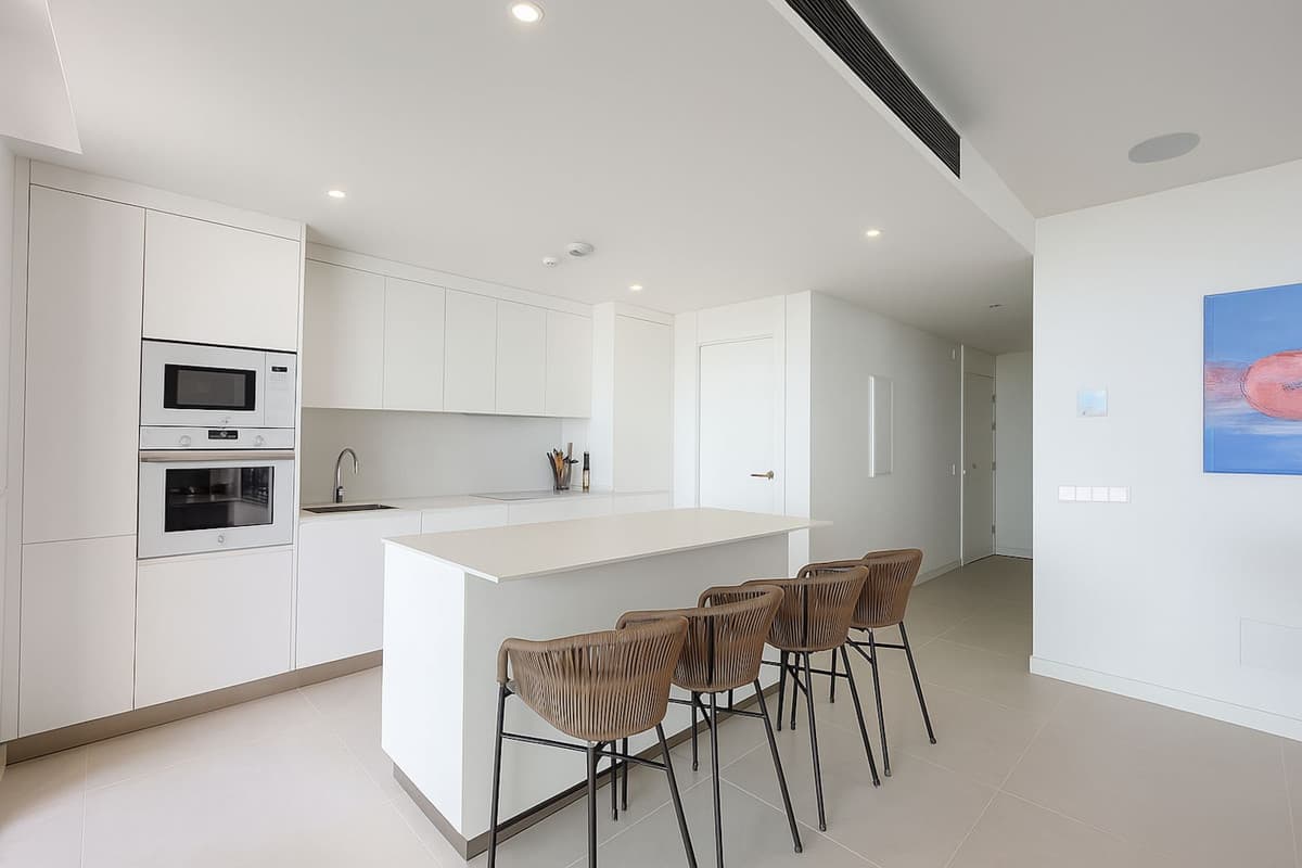 Ground Floor Apartment in Higueron — photo 3 of 10