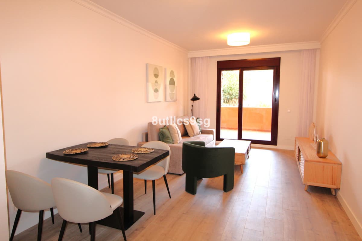 Penthouse Duplex in Benahavís — photo 4 of 10