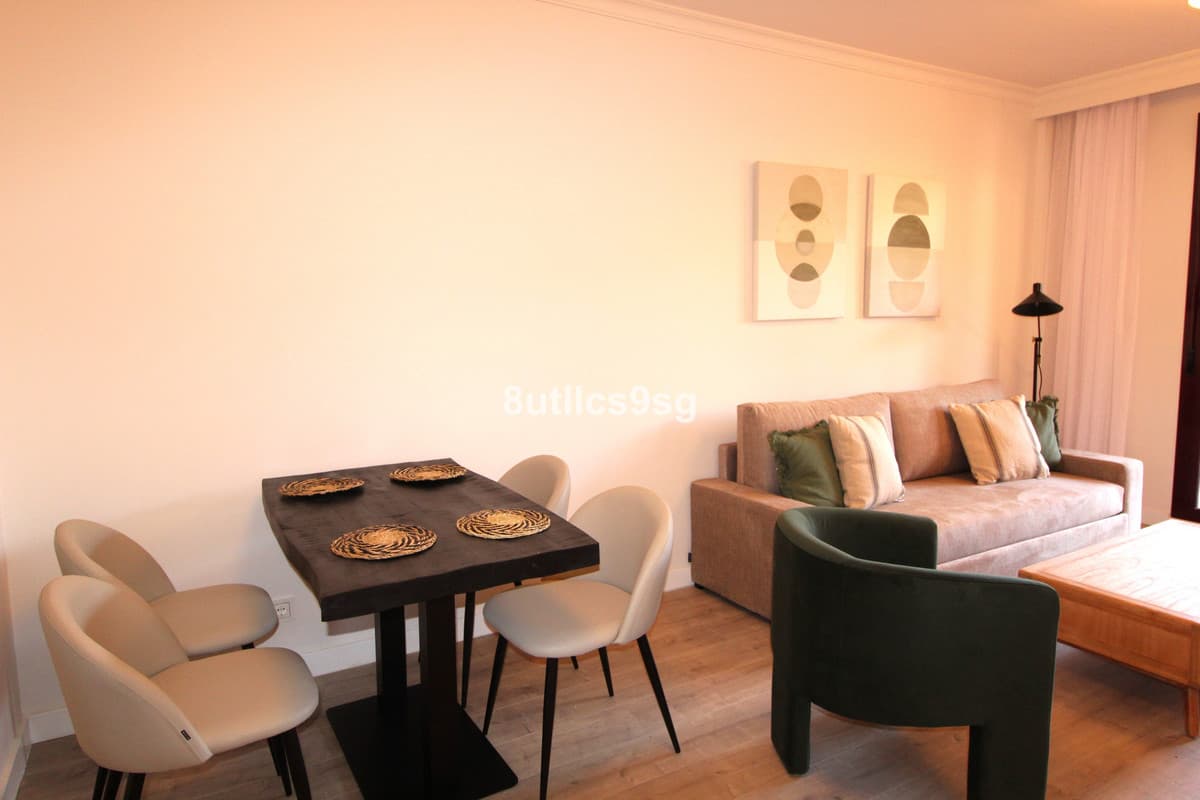 Penthouse Duplex in Benahavís — photo 5 of 10