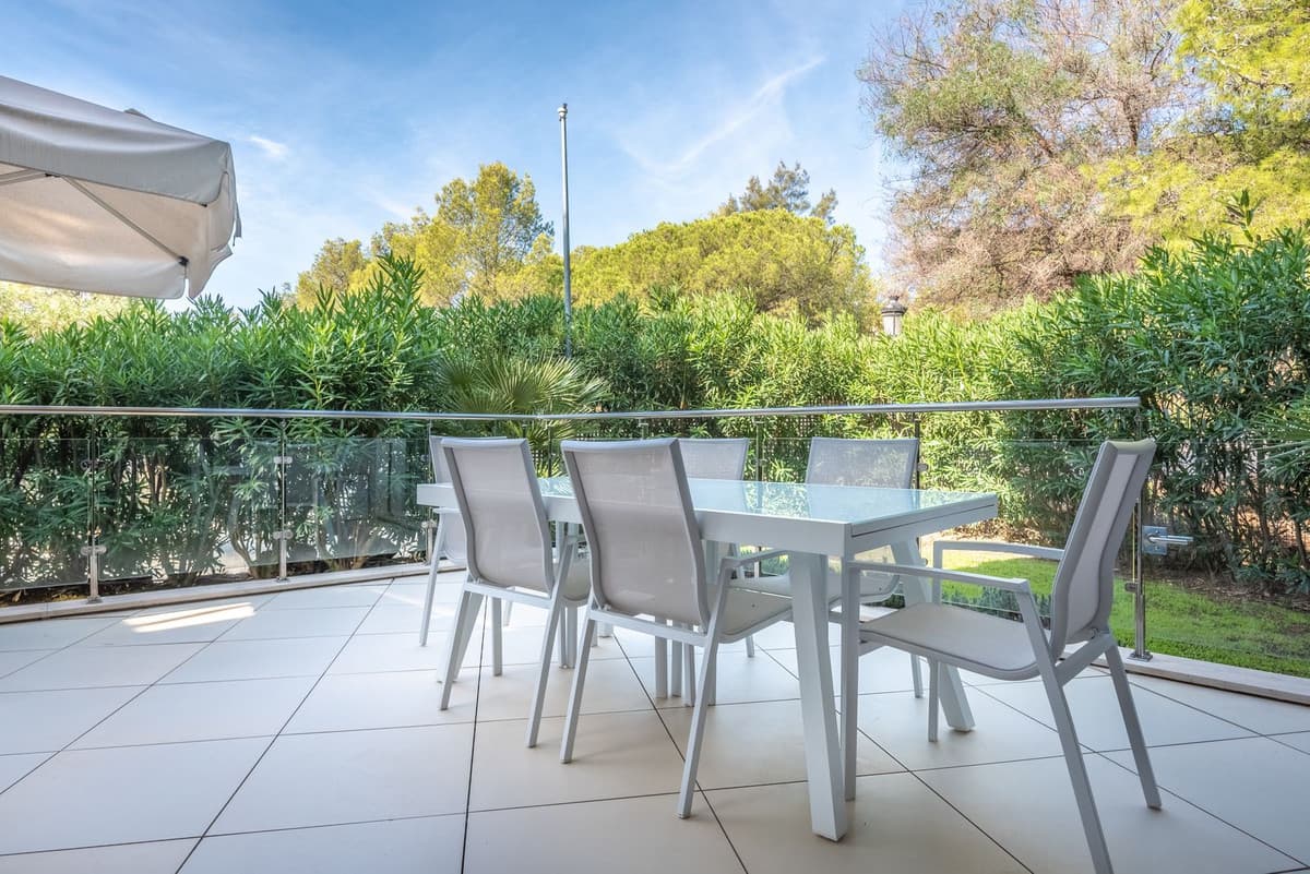 Townhouse in Sierra Blanca — photo 4 of 10
