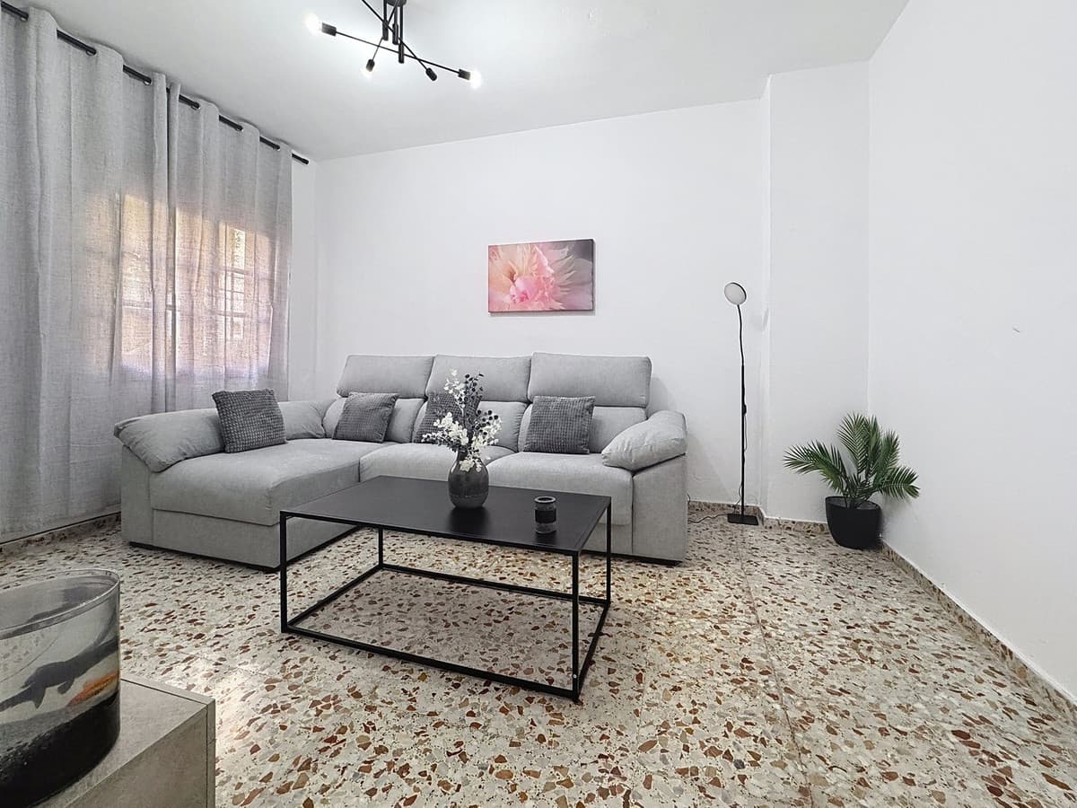 Semi-Detached House in Estepona — photo 5 of 10
