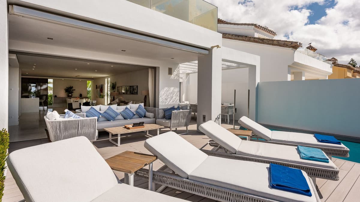 Detached Villa in The Golden Mile — photo 7 of 10