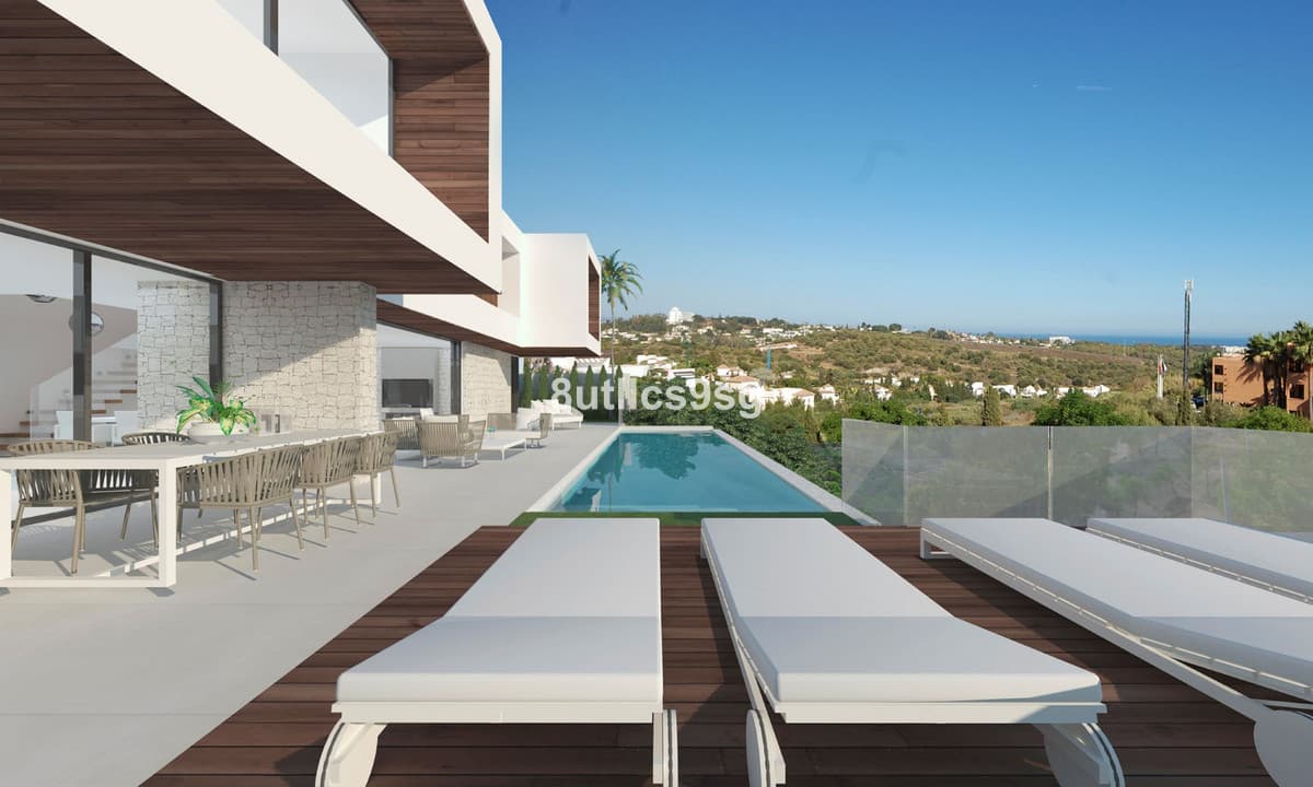 Detached Villa in Los Flamingos — photo 1 of 9