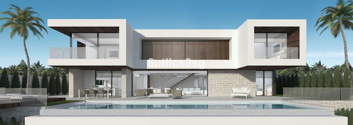 Detached Villa in Los Flamingos — photo 2 of 9