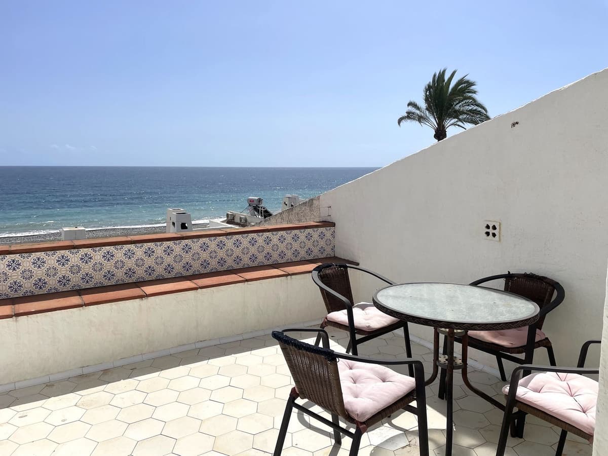 Penthouse Duplex in Estepona — photo 2 of 10