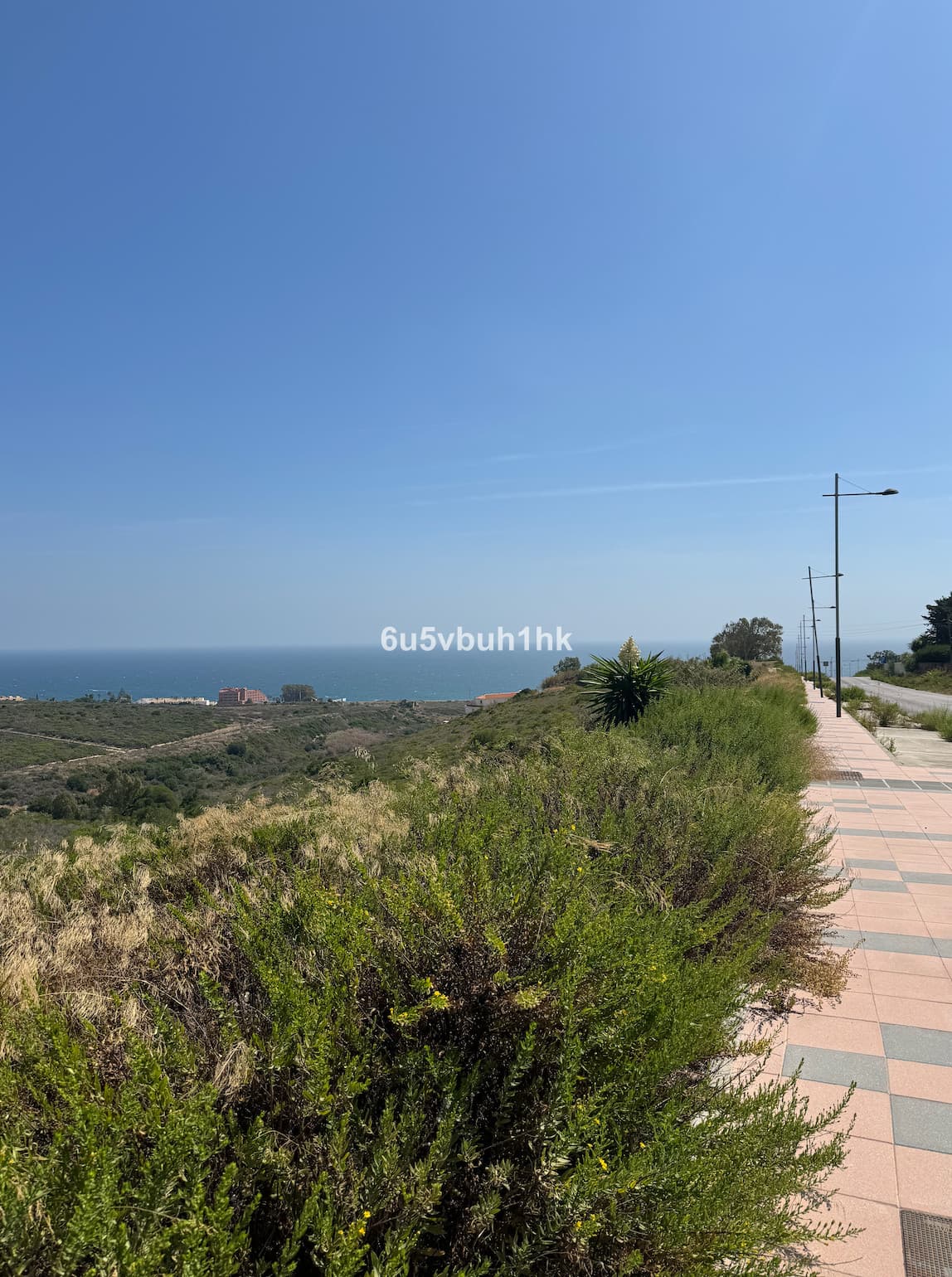 Land in Manilva — photo 2 of 7