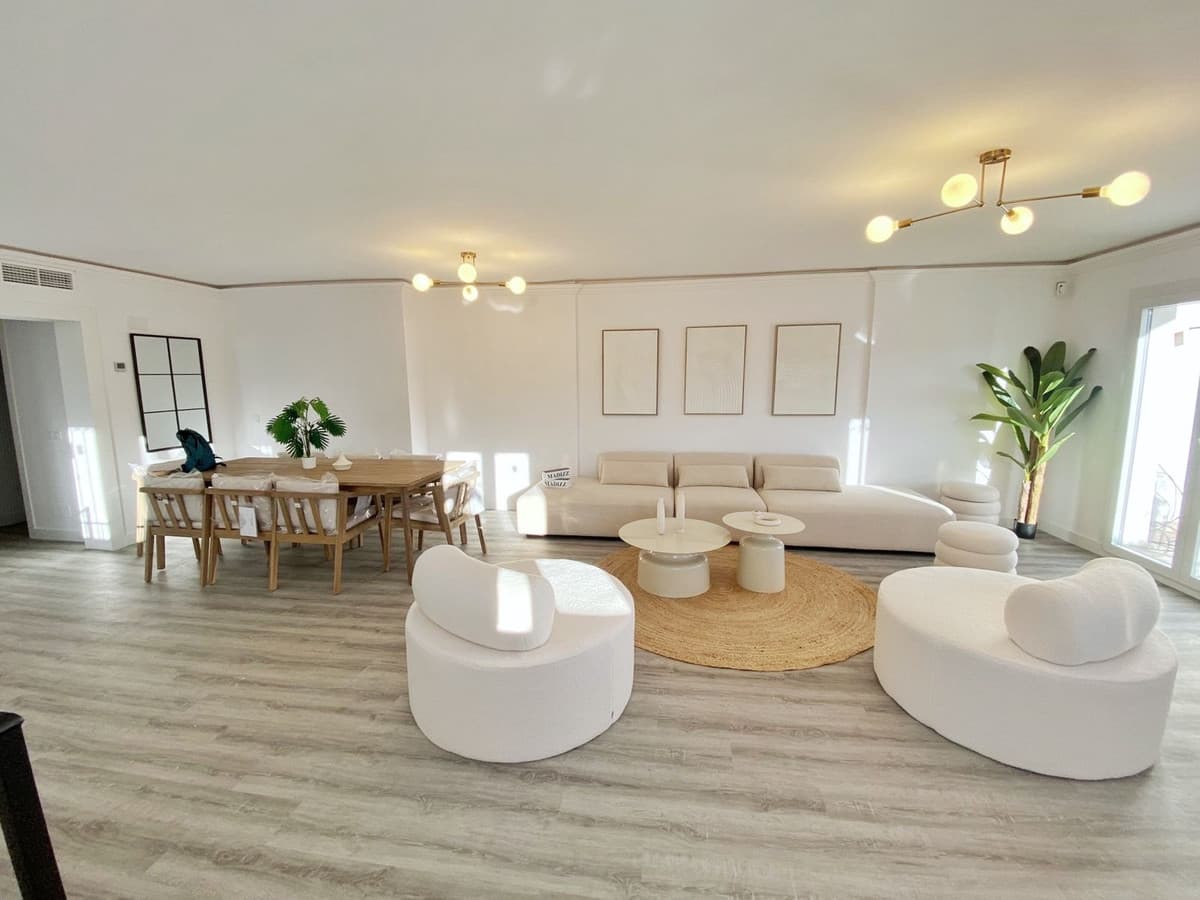 Duplex in Benahavís — photo 2 of 10