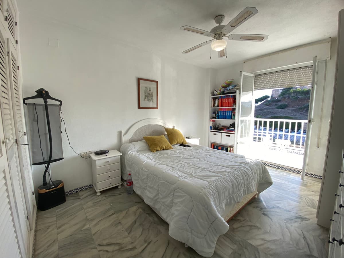Middle Floor Apartment in Fuengirola — photo 5 of 10