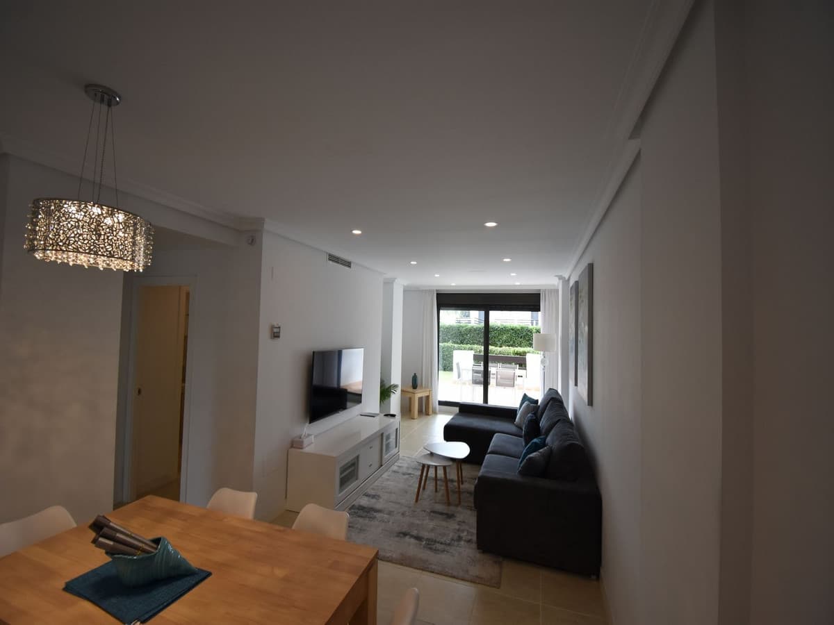 Ground Floor Apartment in Estepona — photo 7 of 10