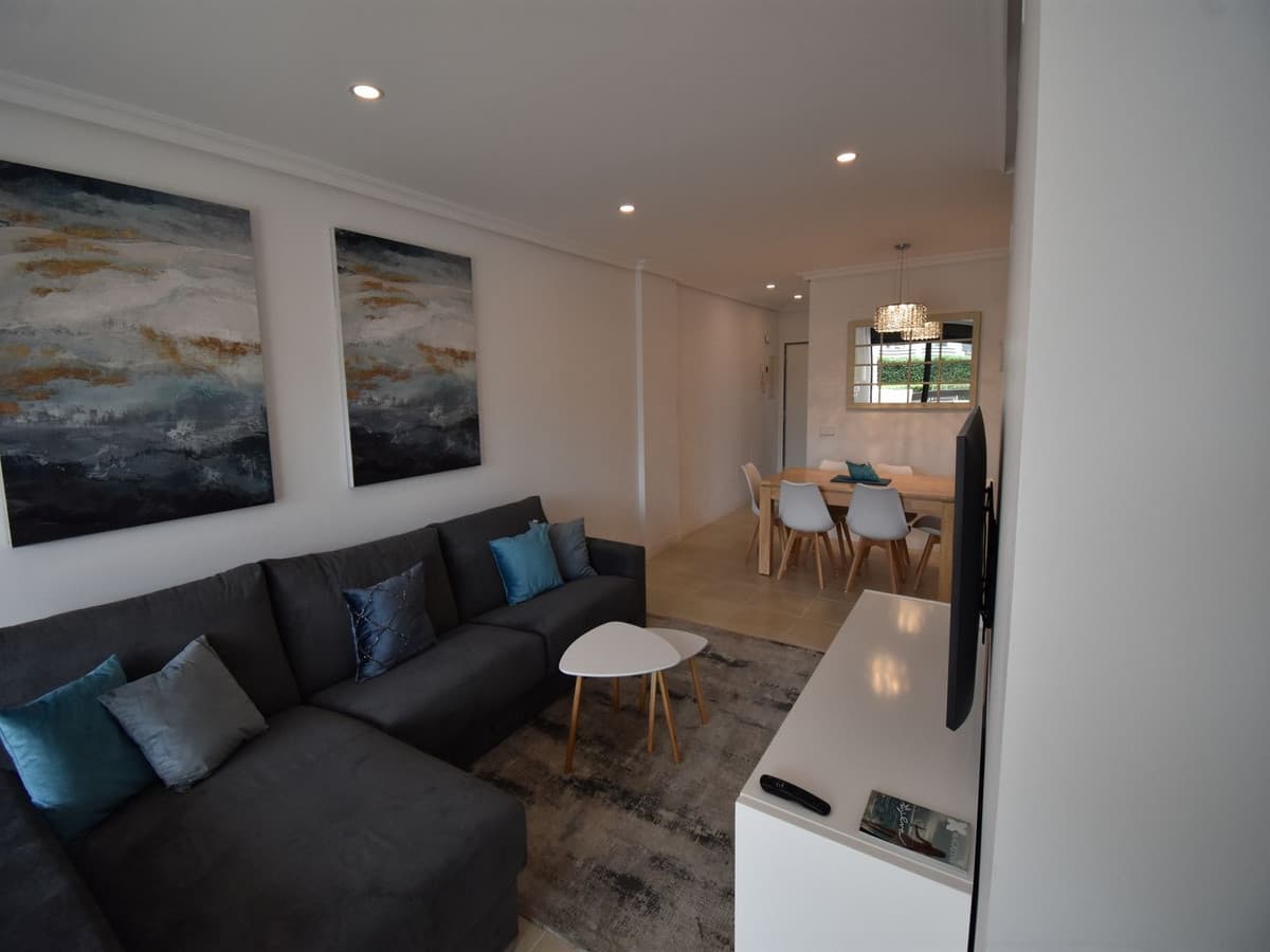 Ground Floor Apartment in Estepona — photo 10 of 10