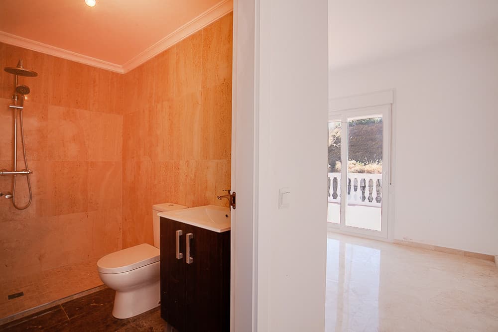 Detached Villa in Estepona — photo 7 of 10