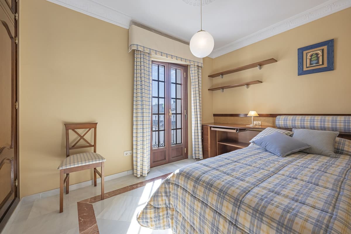 Townhouse in Gaucín — photo 10 of 10