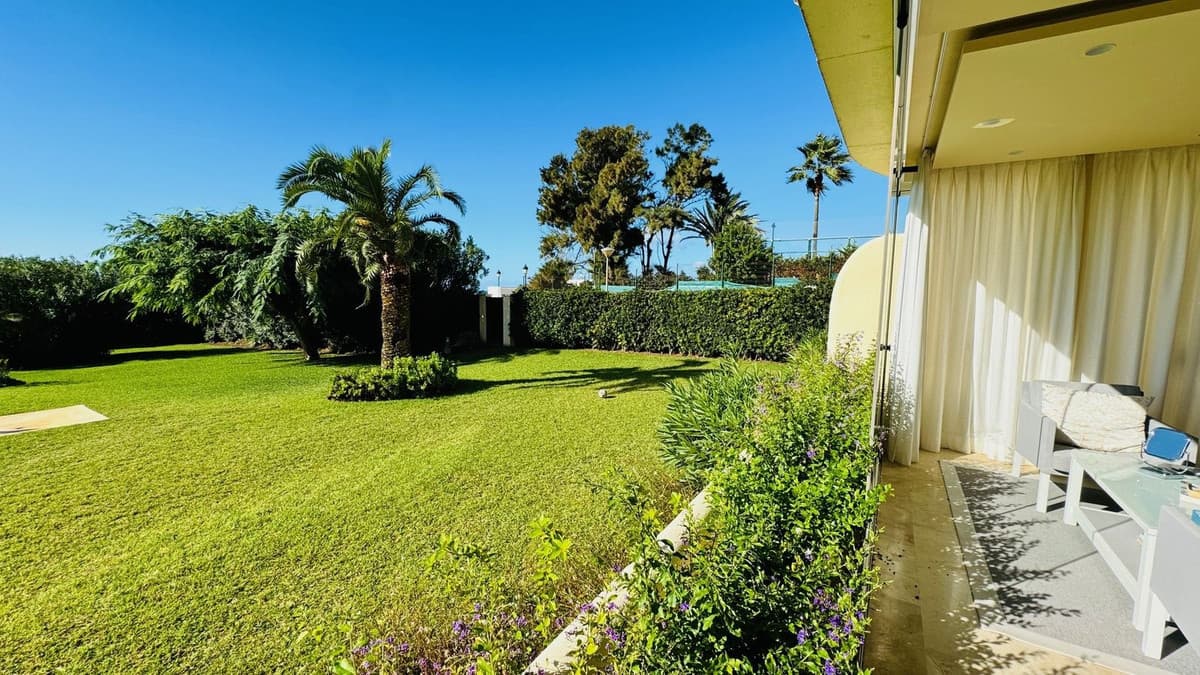 Ground Floor Apartment in Elviria — photo 10 of 10