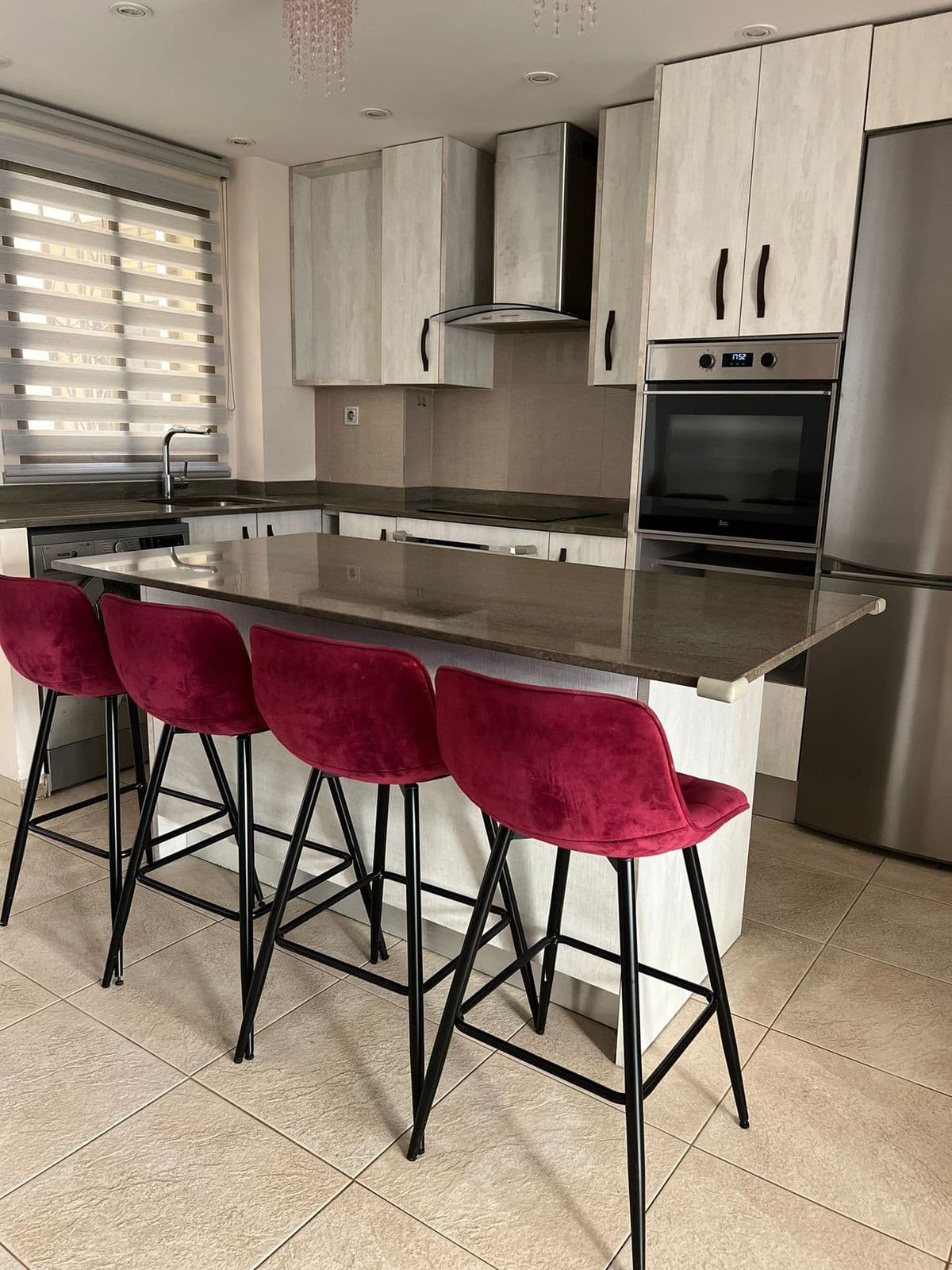 Middle Floor Apartment in Estepona — photo 4 of 10
